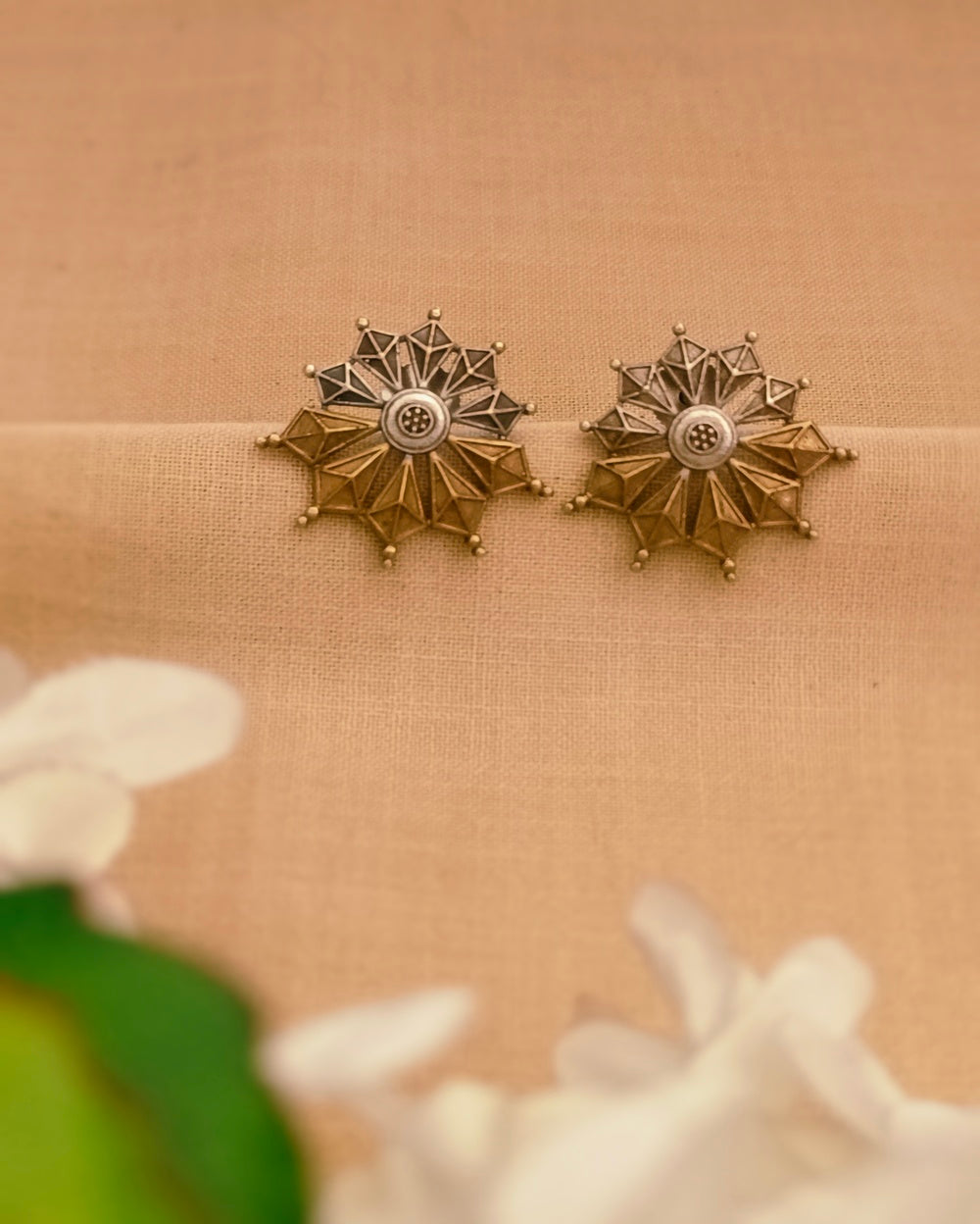 Suhana Dual tone Studs