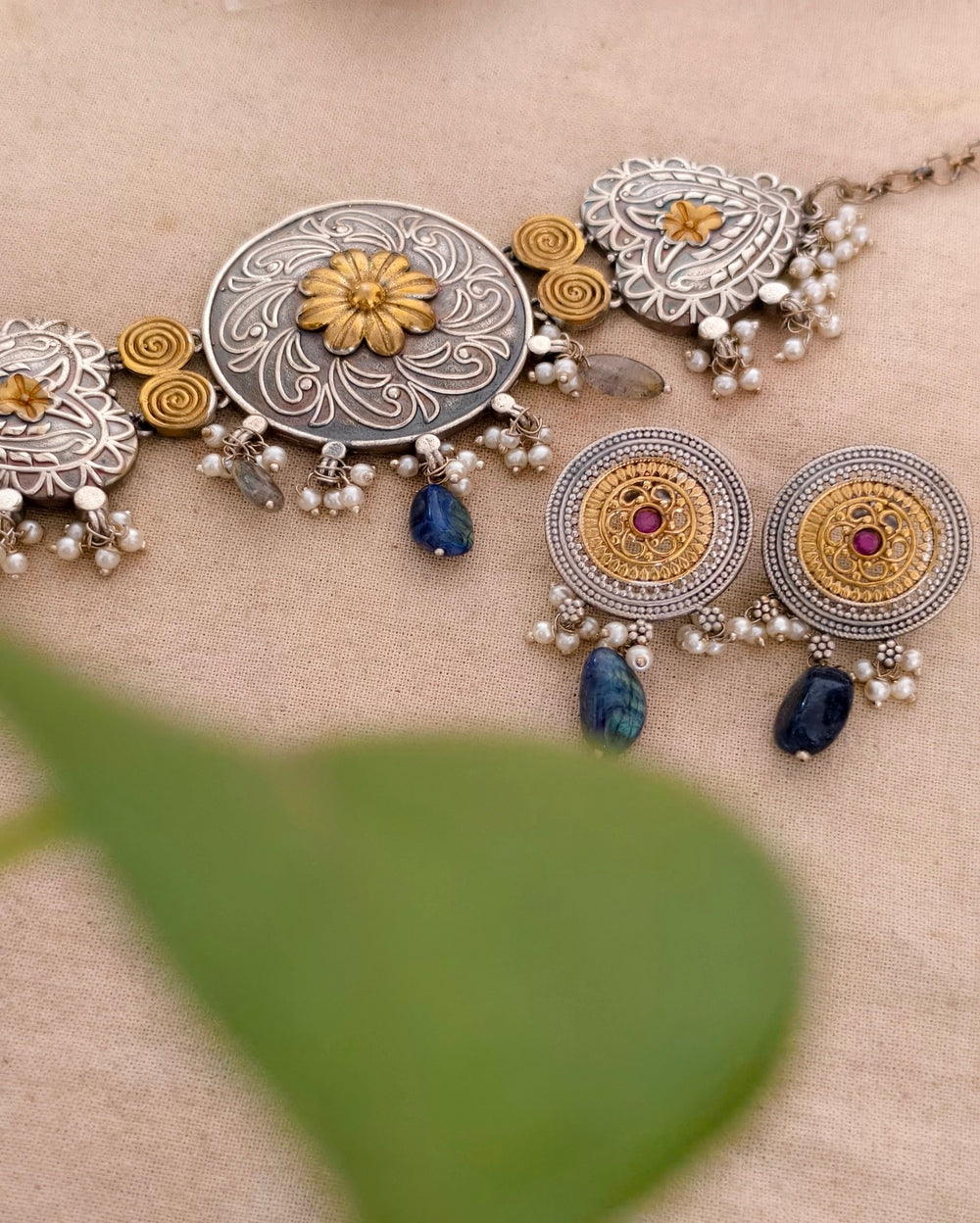Minakshi Dual tone Chokers