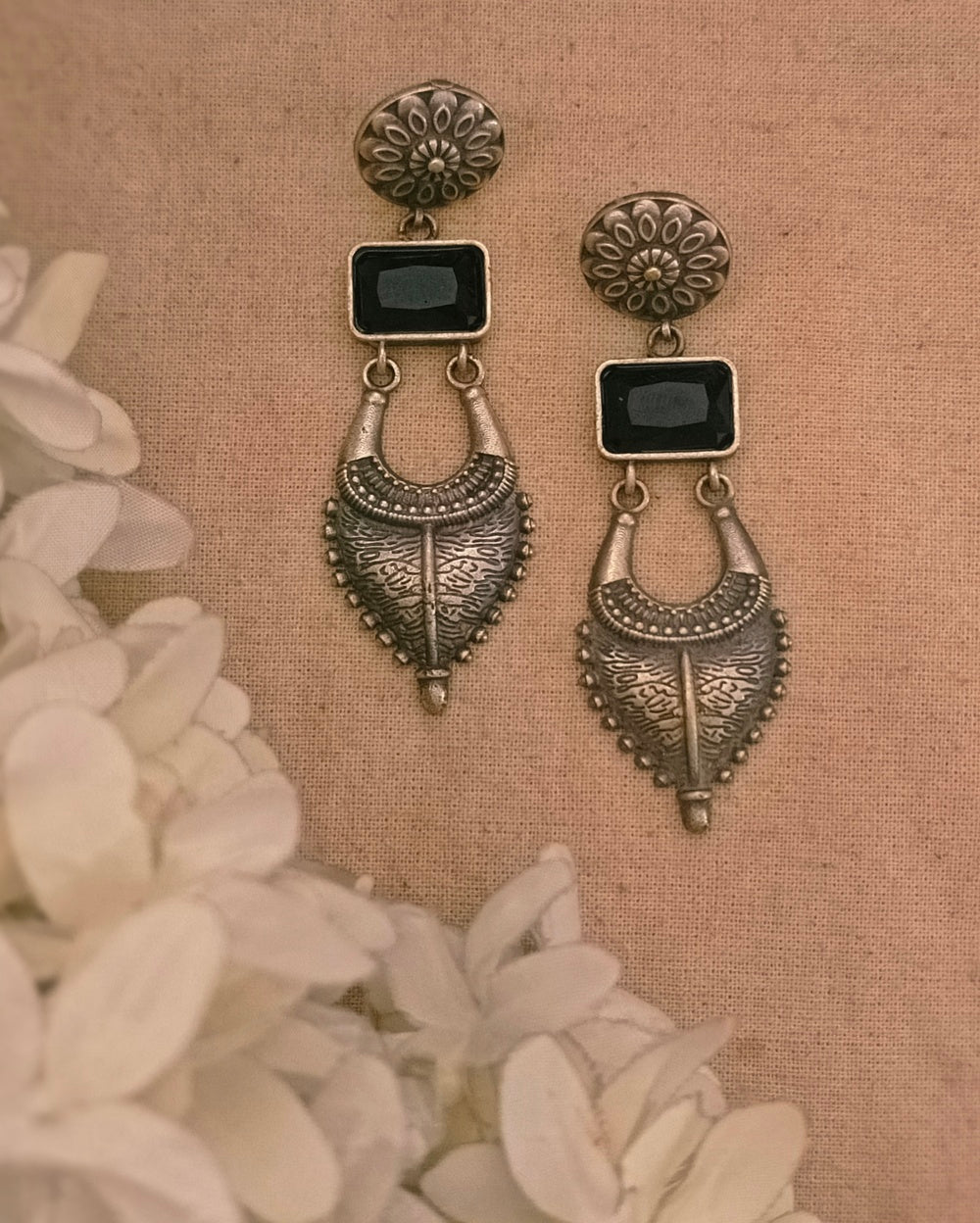 Yahvi  Danglers