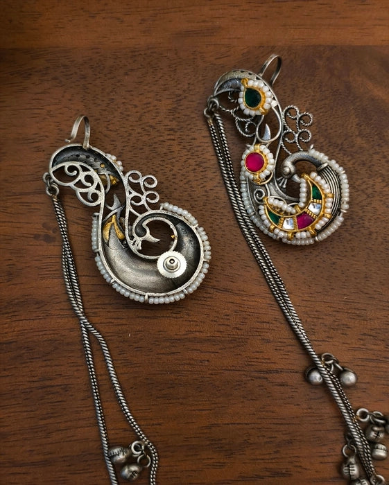 Mira Kundan Earcuff