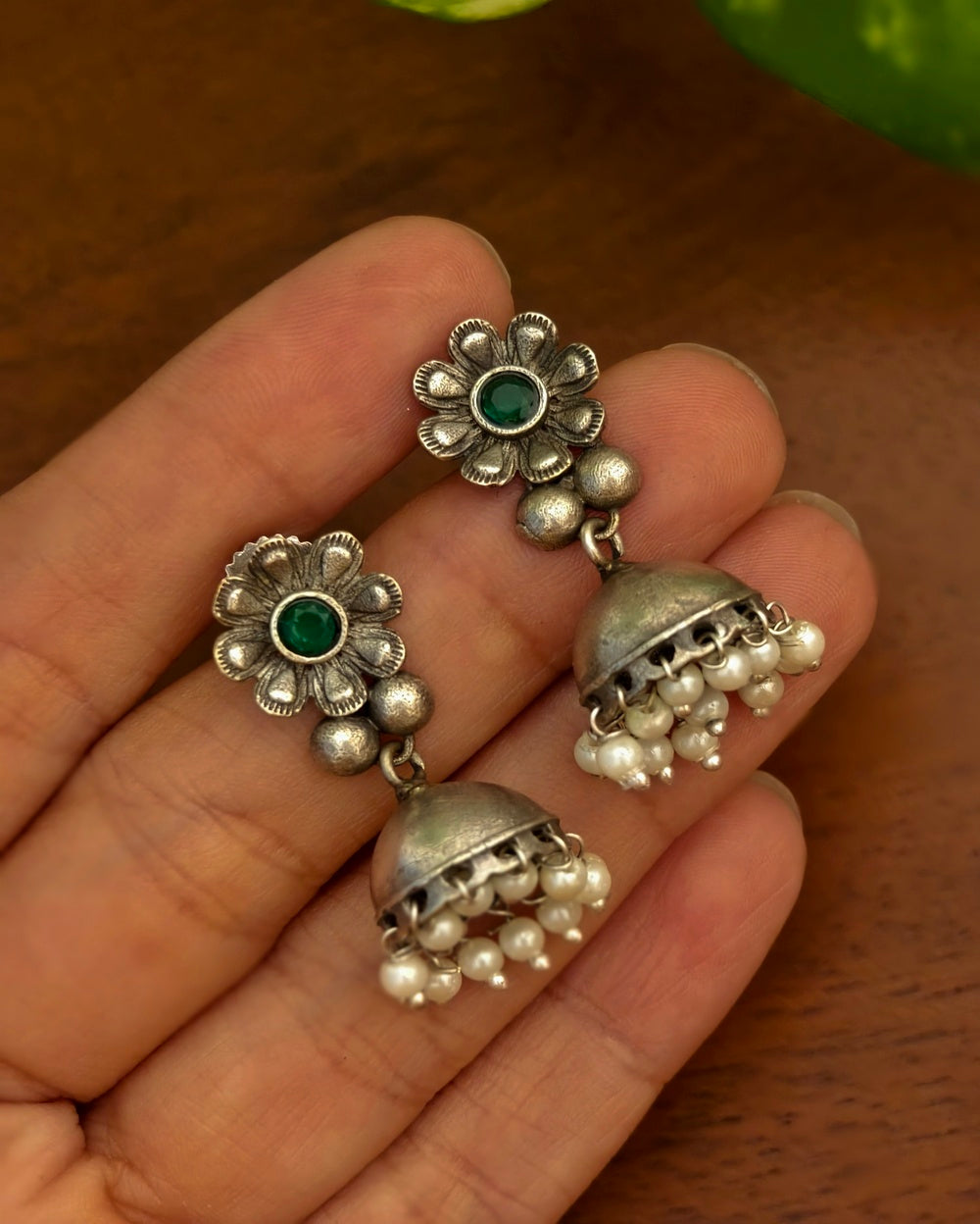 Aabha Small Pearl Jhumki