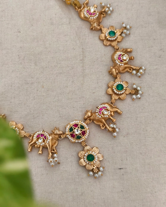 Sunehri Nandi Golden Necklace
