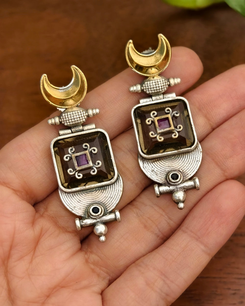 Akua Dual tone Danglers