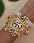 Bhavini Golden Kada