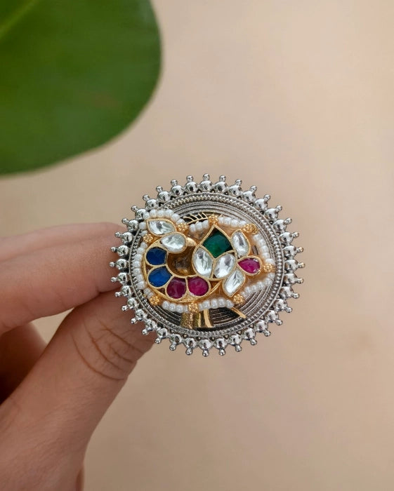 Leela Kundan Ring