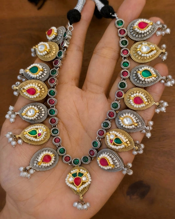 Chahna Kundan Necklace