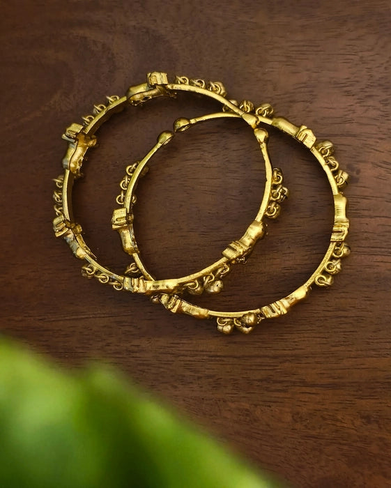 Nandi Golden Ghungroo Bangle