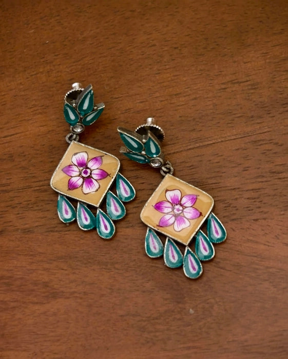 Jyoti Meenakari Dangler