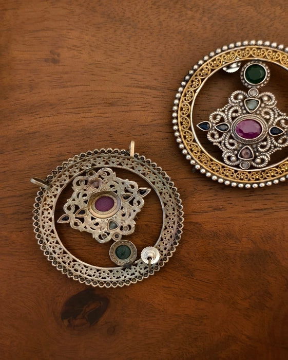 Prachi Dual Tone Earcuff