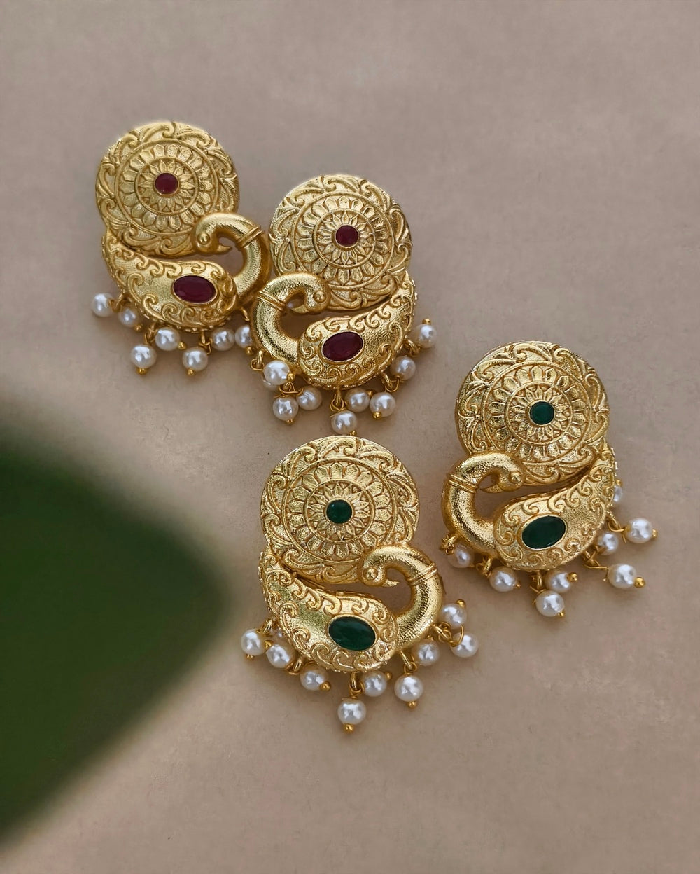 Devanshi Golden Earring