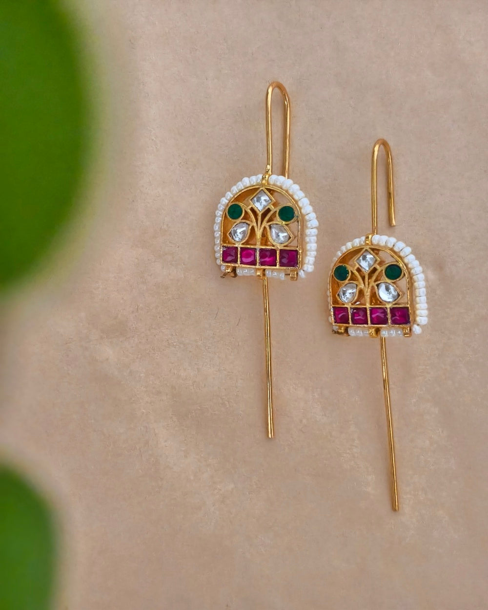 Ekta Needle Earcuff