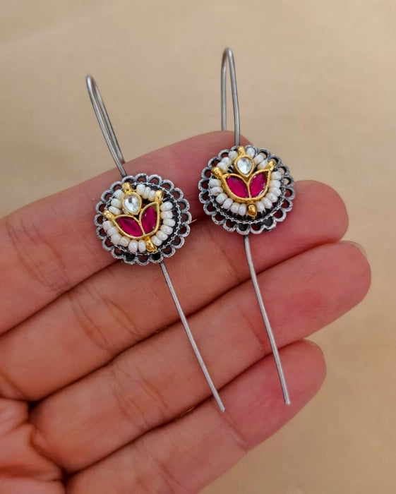 Hiral Needle Earcuff