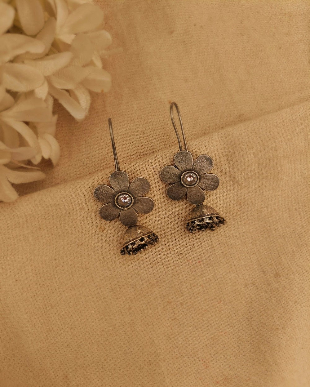 Jagvi Hooks