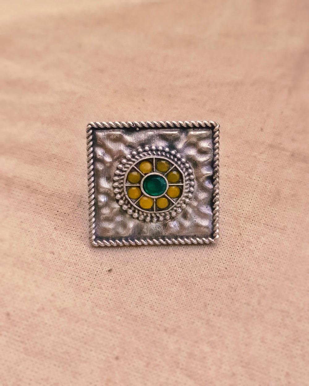 Estaa Rings