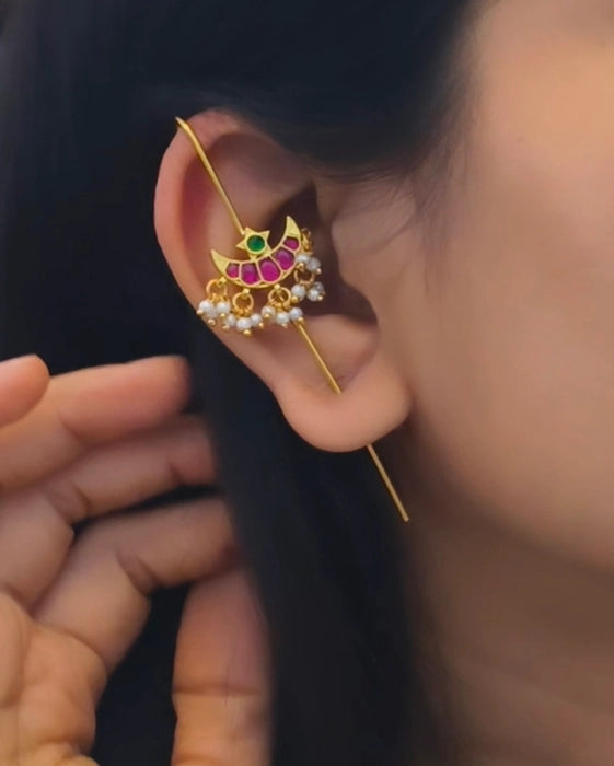 Chand Needle Earcuff