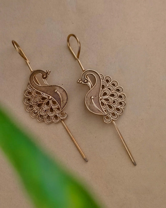 Peacock Golden Needle Earcuff
