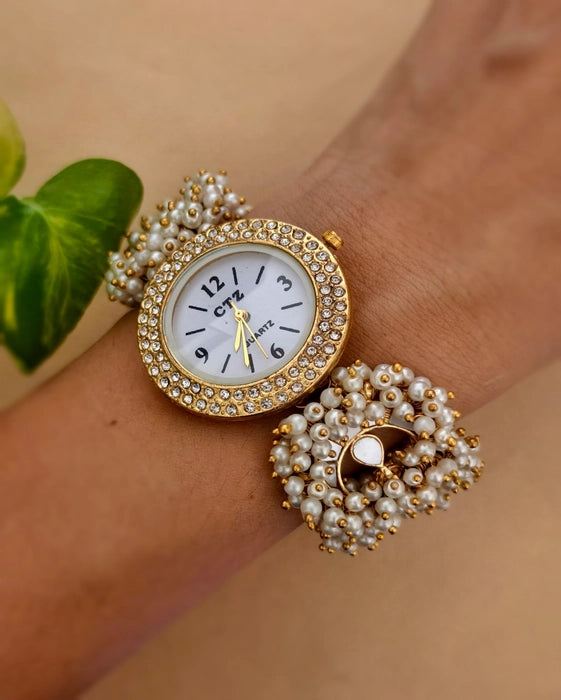 Tove MOP Watch