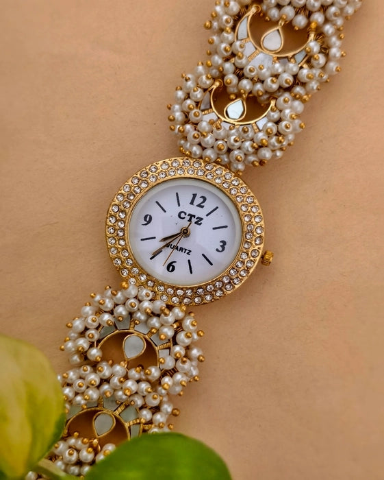 Tove MOP Watch