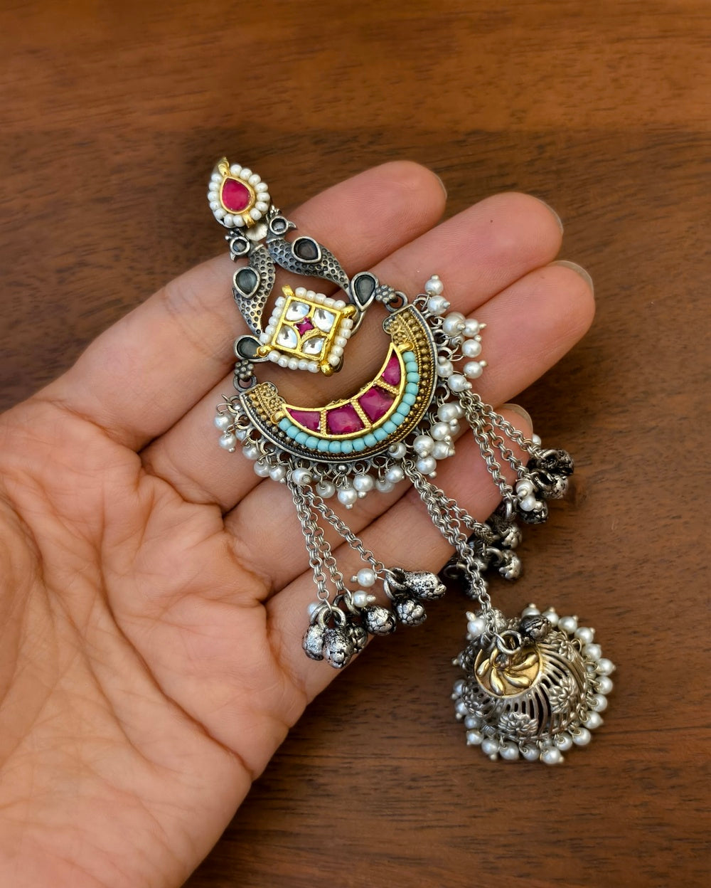 Adweta Kundan Jhumki