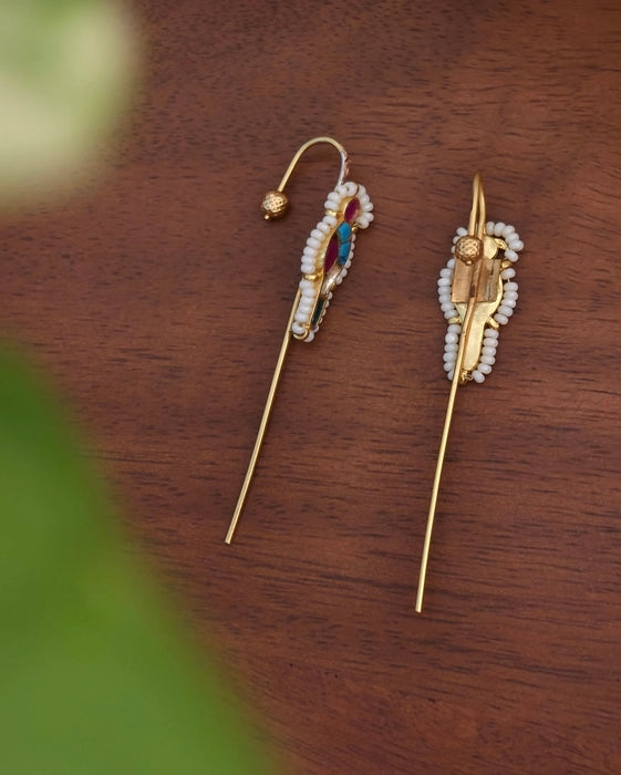 Parrot Needle Earcuff