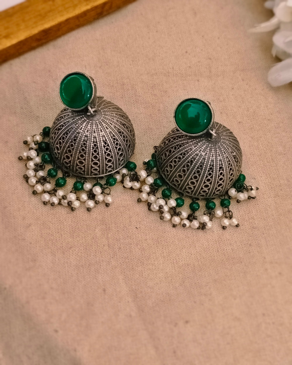 Saddri  Jhumki