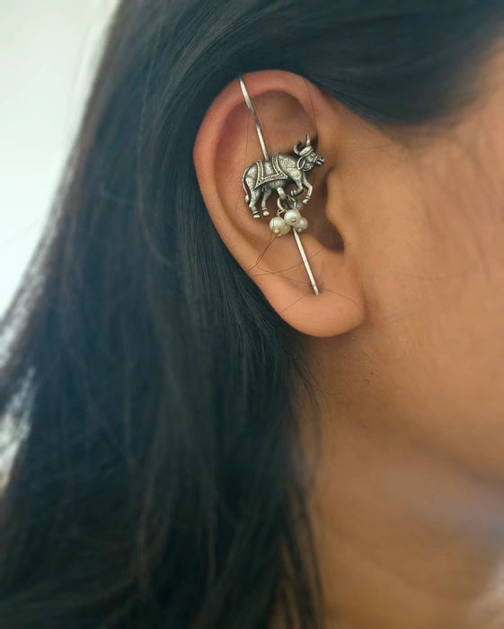Nandi Needle Earcuff