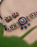 Lila Choker