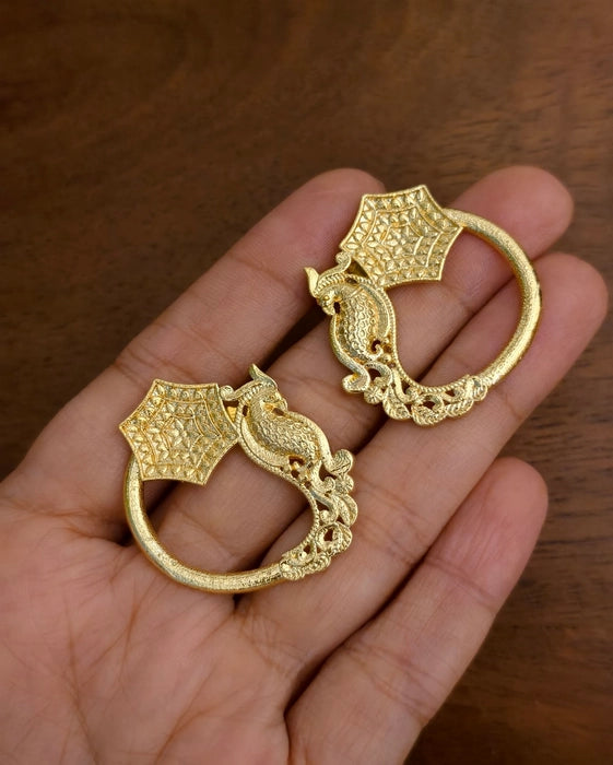 Yogita Golden Earring