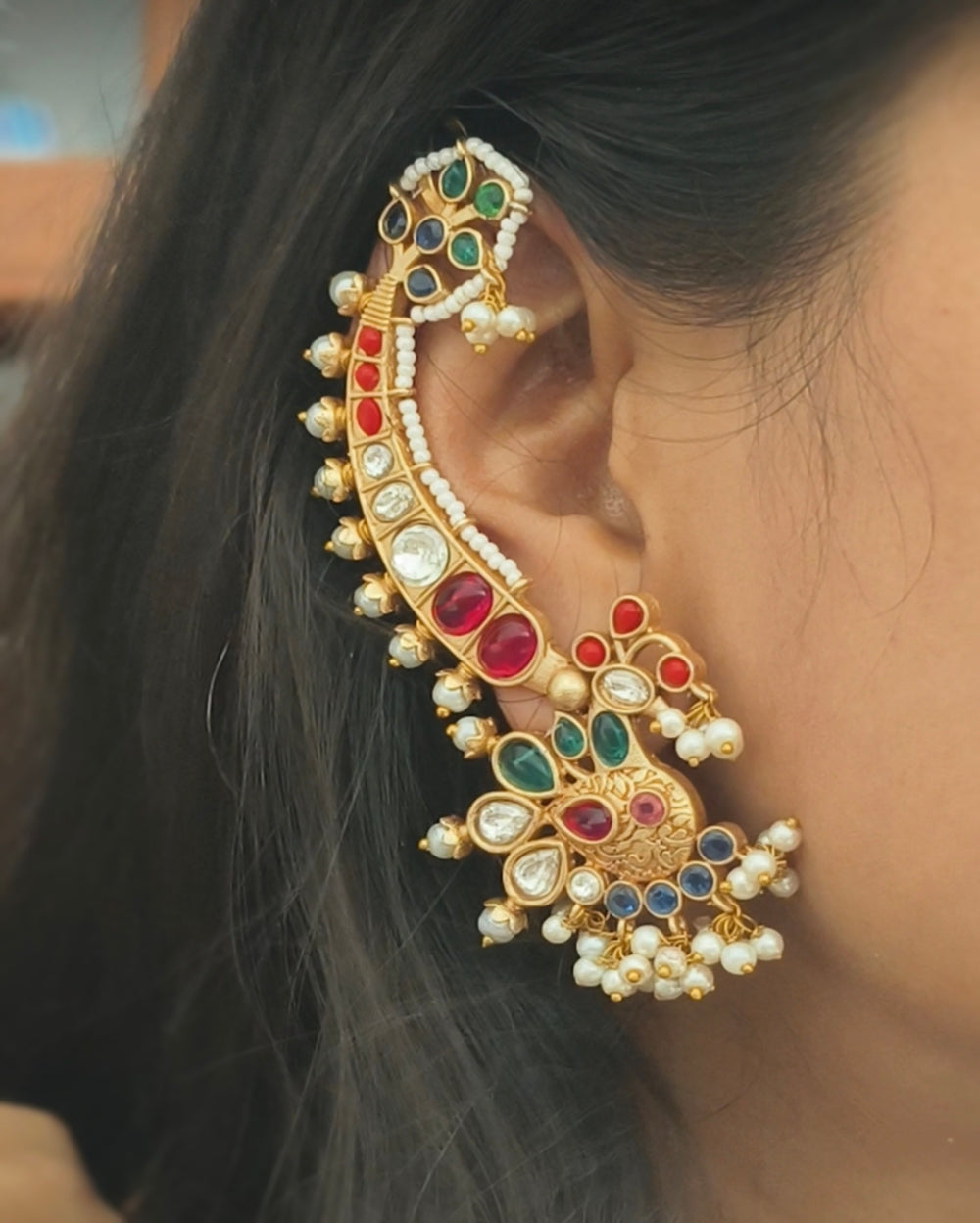 Manya Golden Earcuff