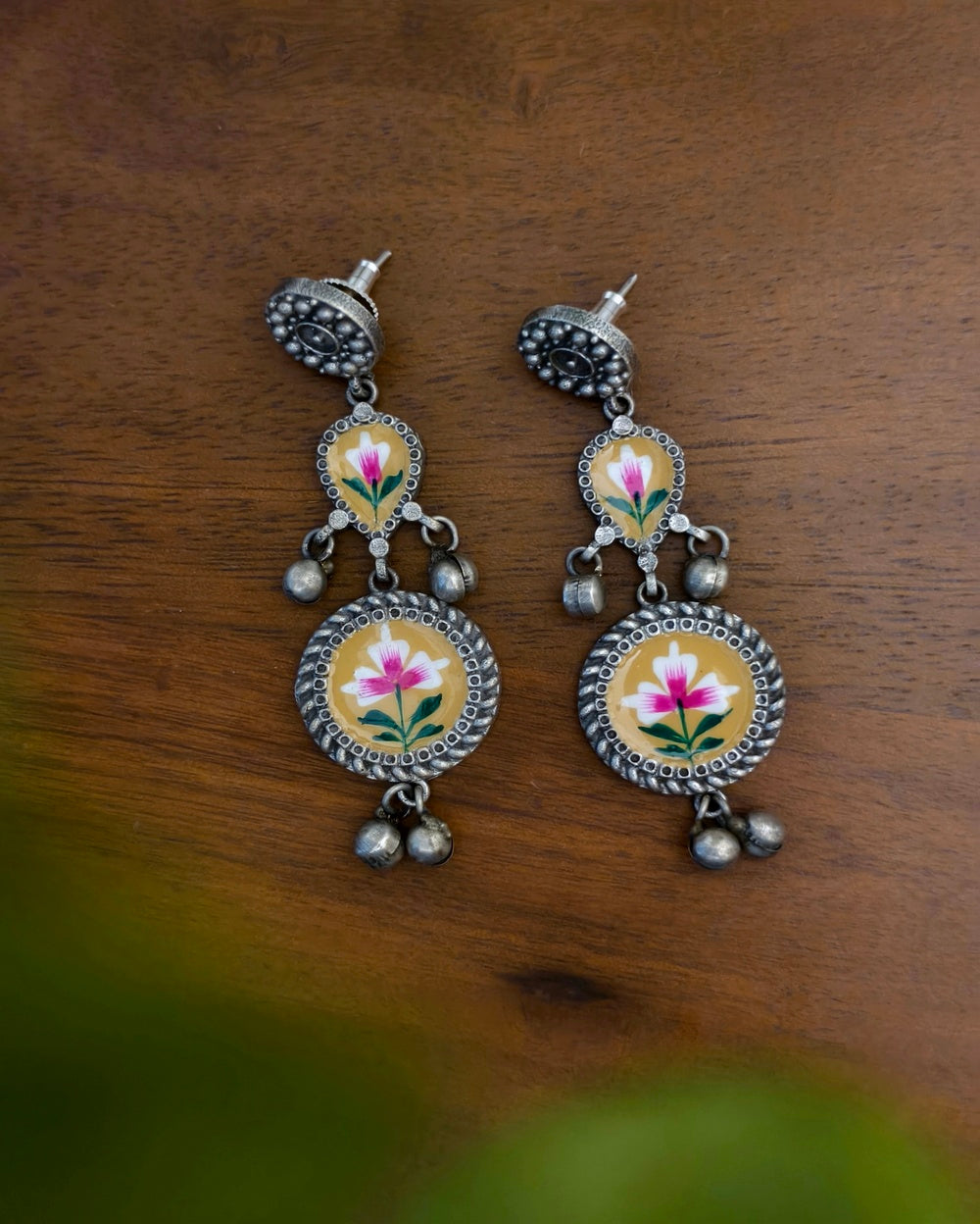 Kiara Meenakari Dangler