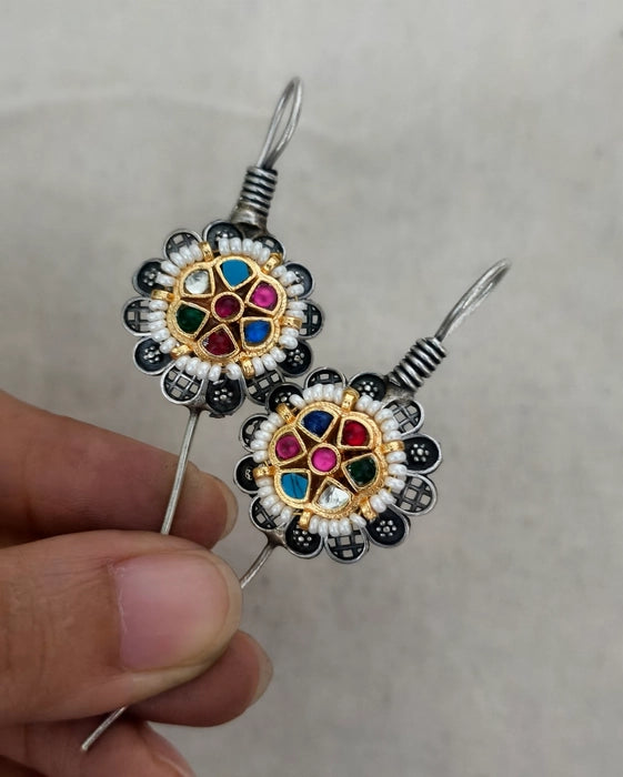 Kiran Needle Earcuff