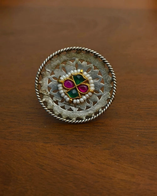 Bhavini Kundan Ring