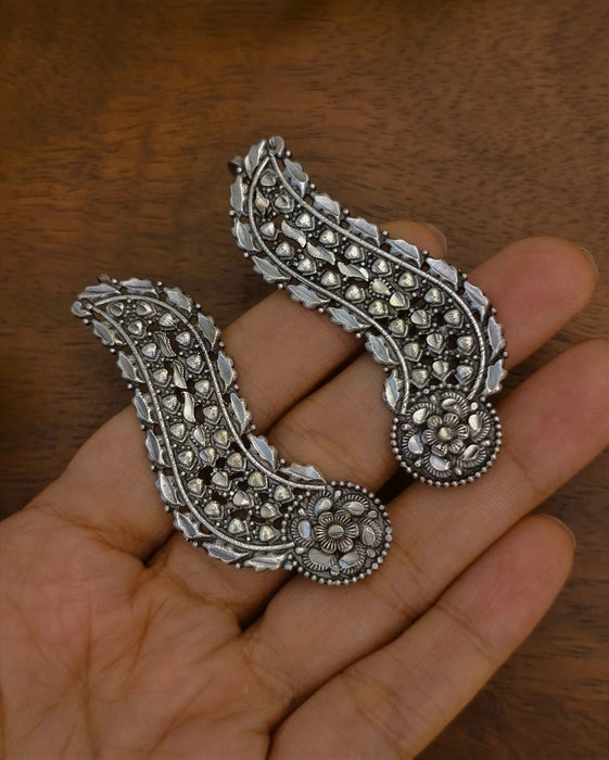 Ishaa Earcuff
