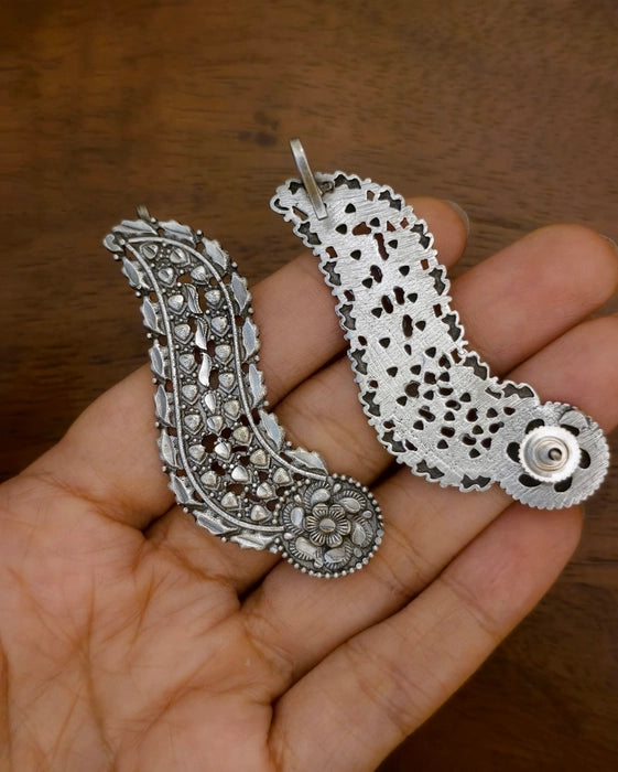 Ishaa Earcuff