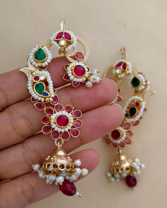 Manisha Golden Earcuff