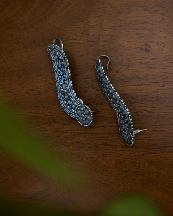 Ishaa Earcuff