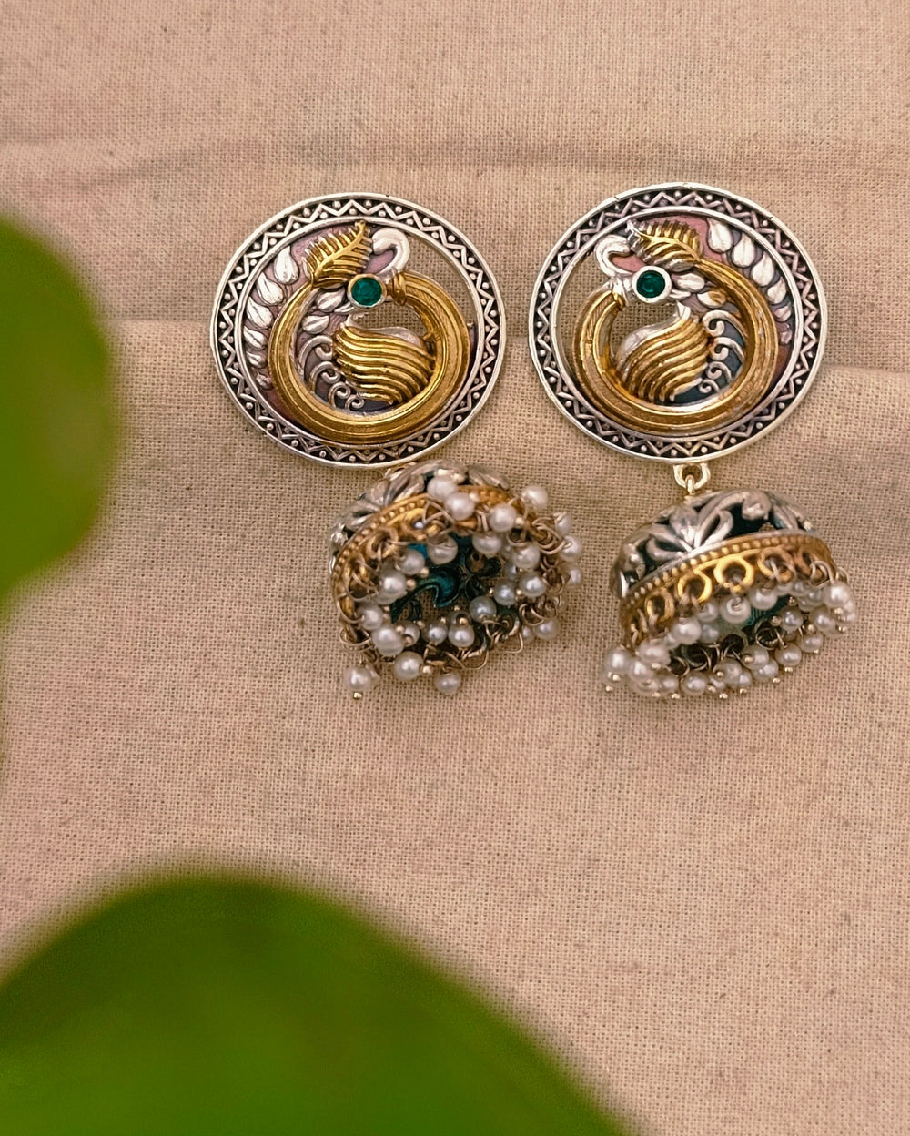 Kiaani Dual tone Jhumki