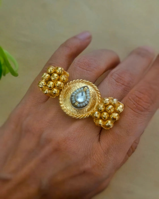 Pallvi Golden Ring