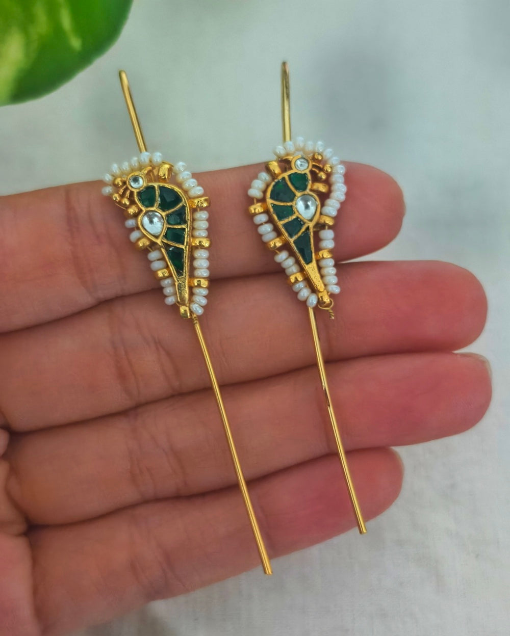 Kalgi Needle Earcuff