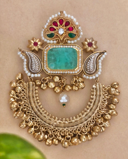 Chandra Handmade Earring