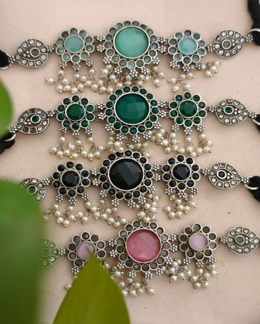 Diya Choker