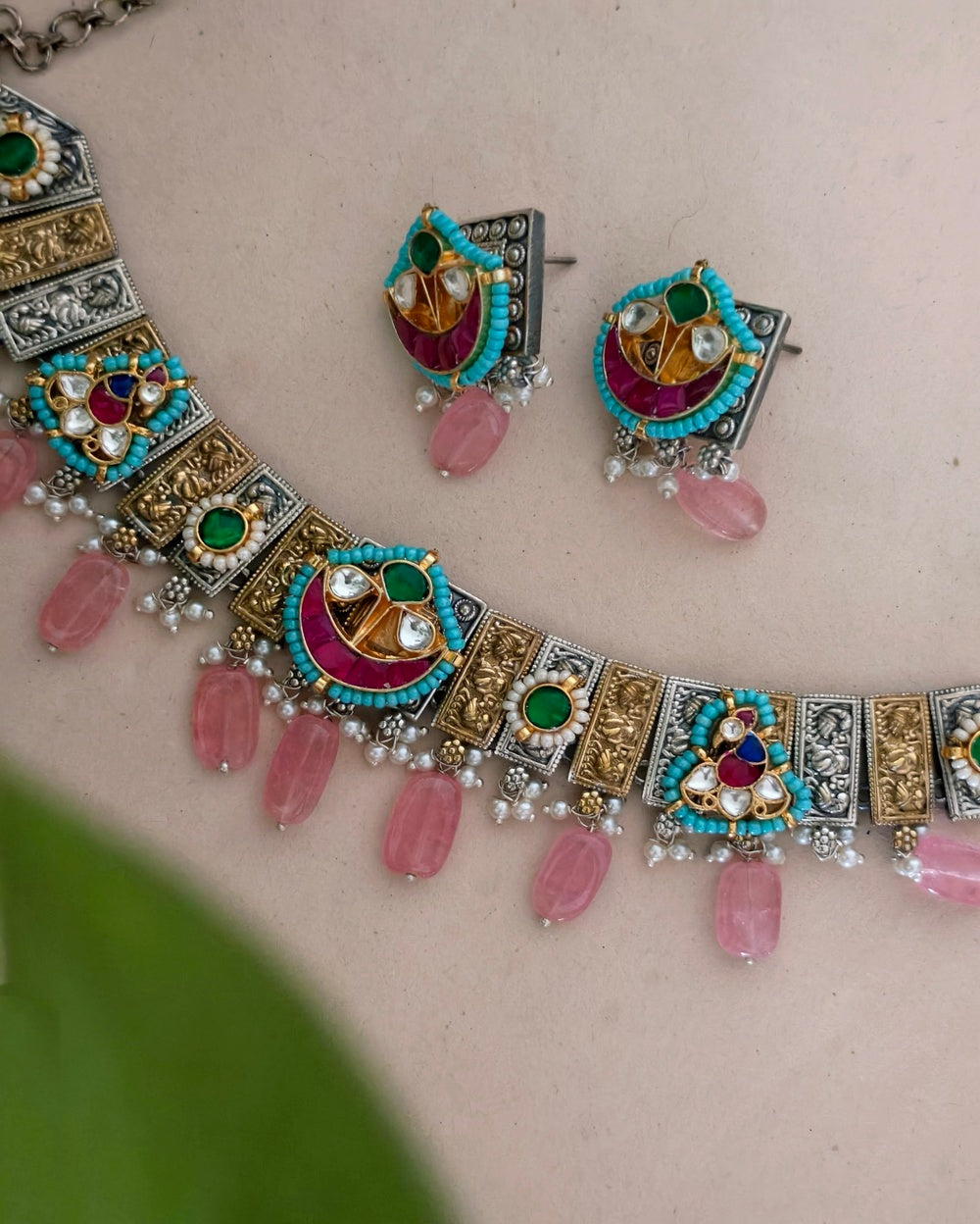 Tanvi Dual Tone Kundan Choker