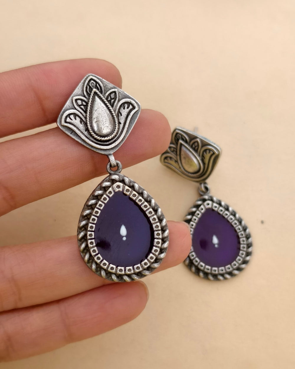 Nutan Meenakari Dangler