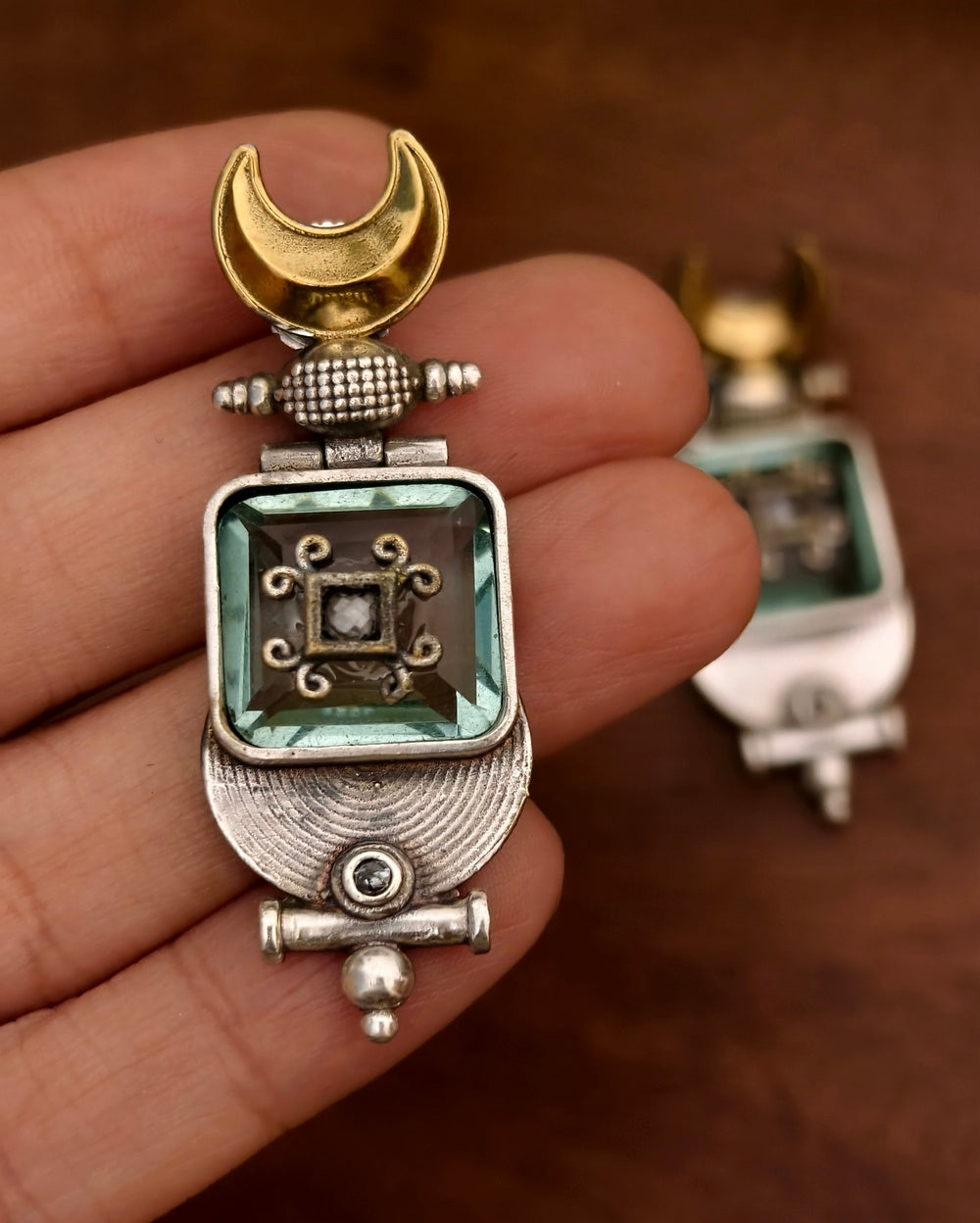Akua Dual tone Danglers
