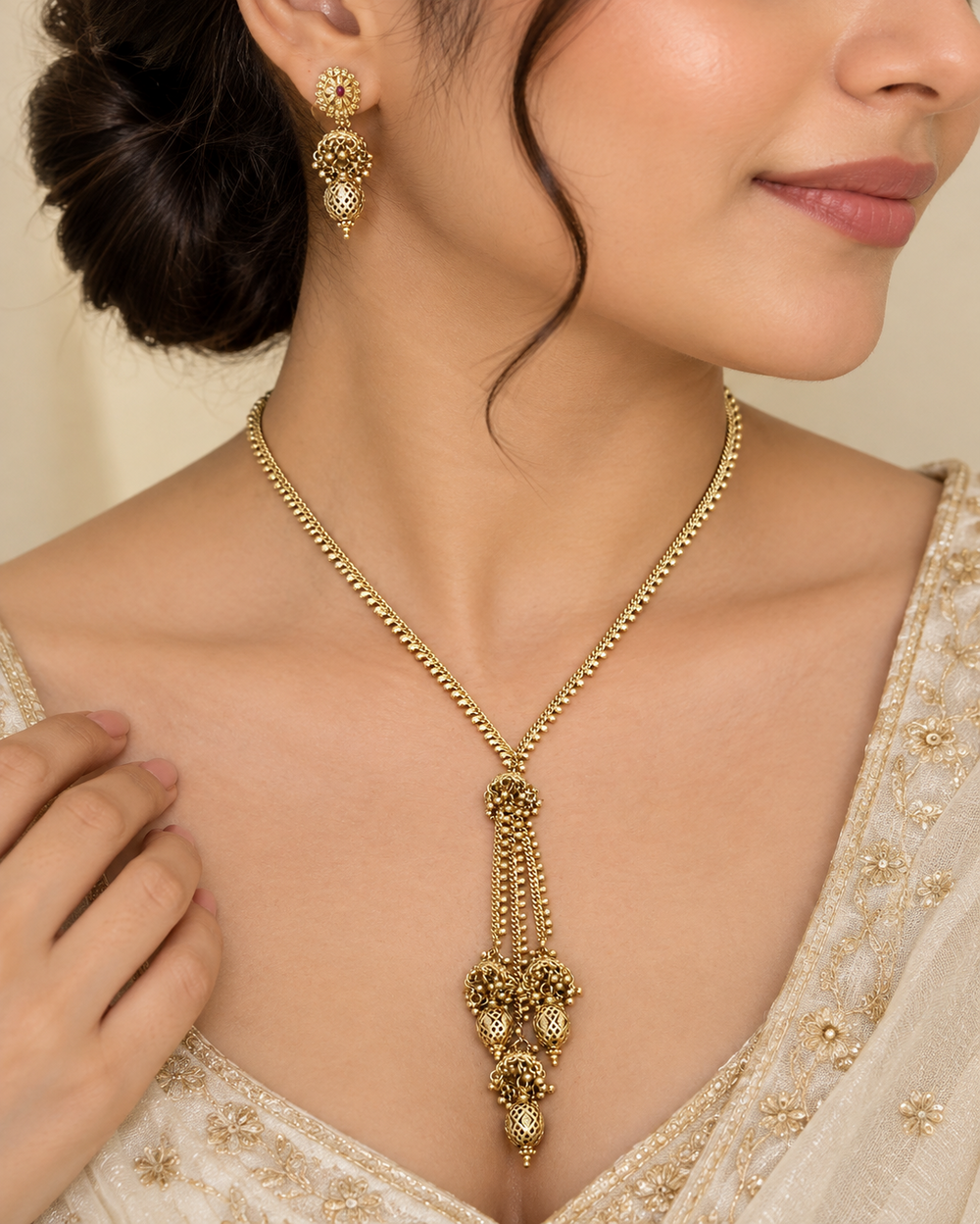 Ruhi Golden Necklace