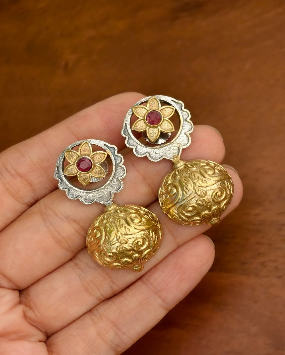 Falak Dualtone Studs