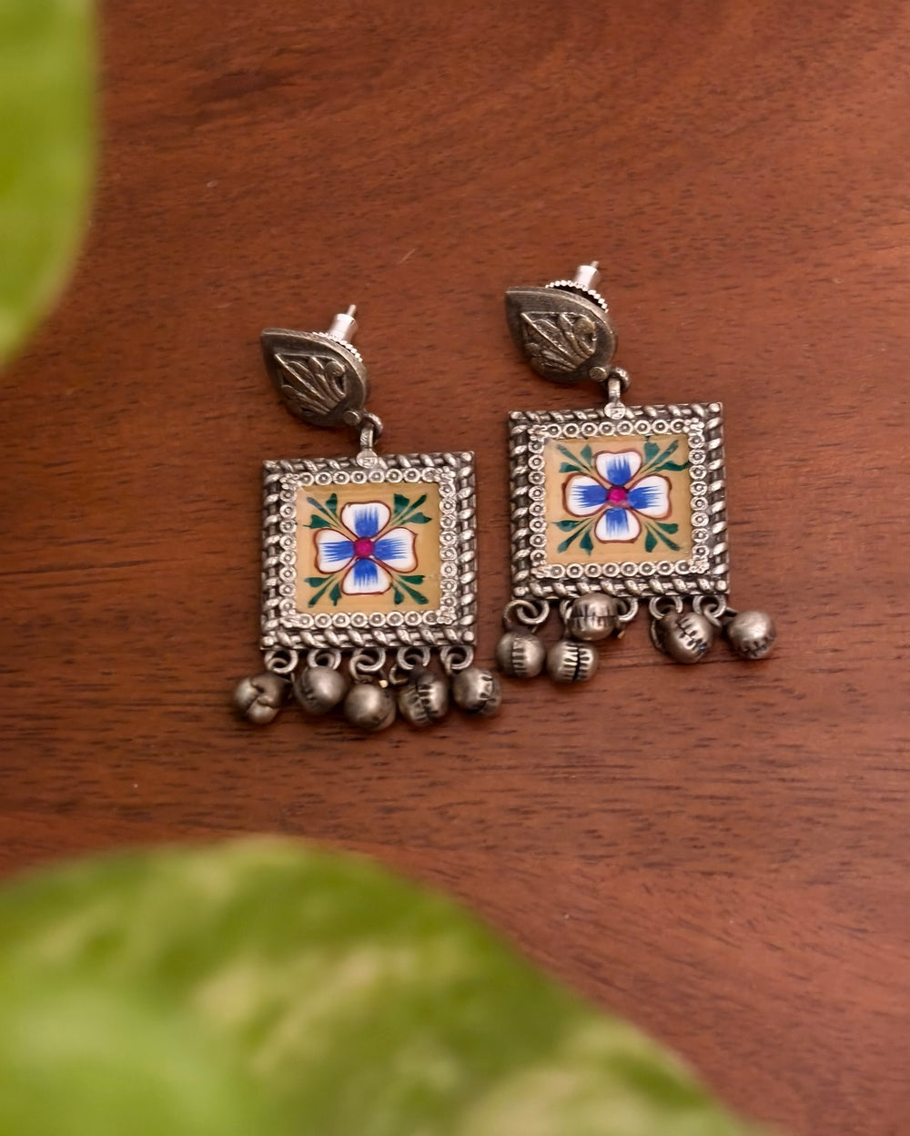 Damini Meenakari Dangler