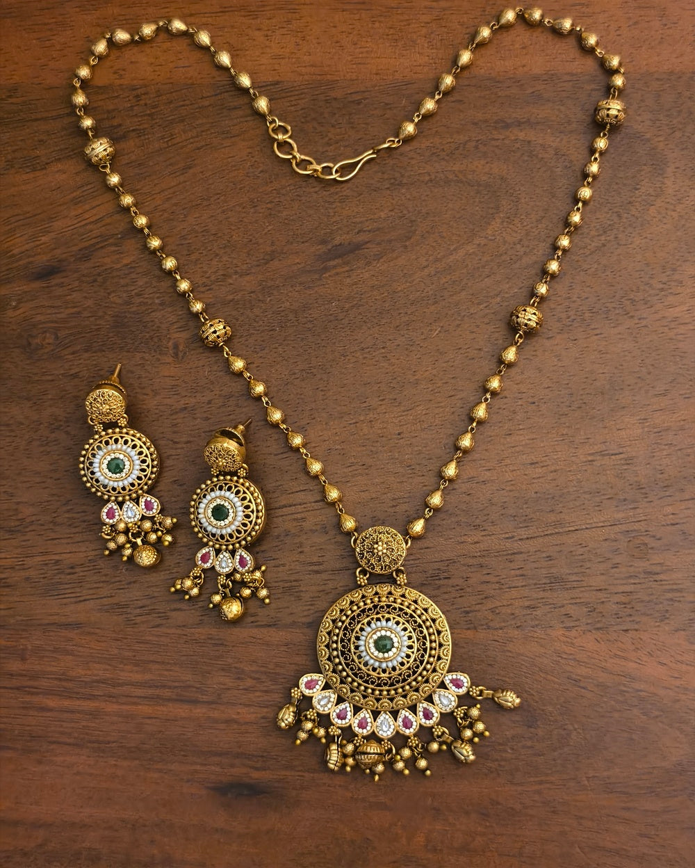 Fiza Rajwadi Pendant