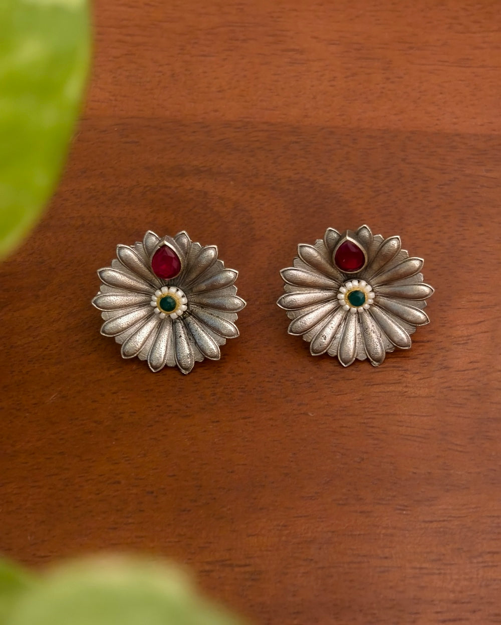 Disha Floral Kundan Studs