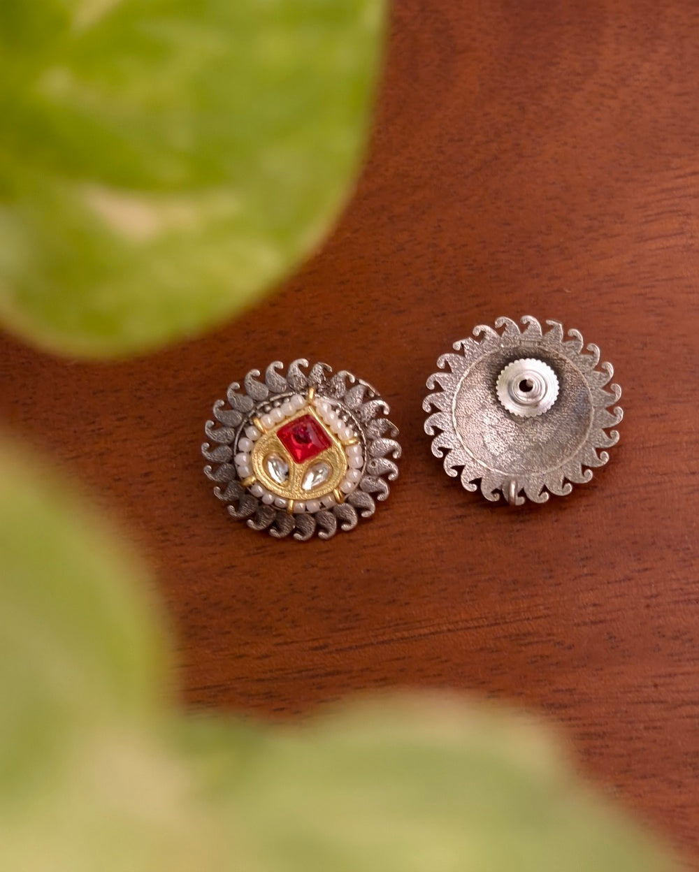 Teena Kundan Studs